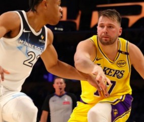 开云-美国队观众热烈欢呼！，Ning迎来五赛季出色发挥比赛高潮迭起的简单介绍